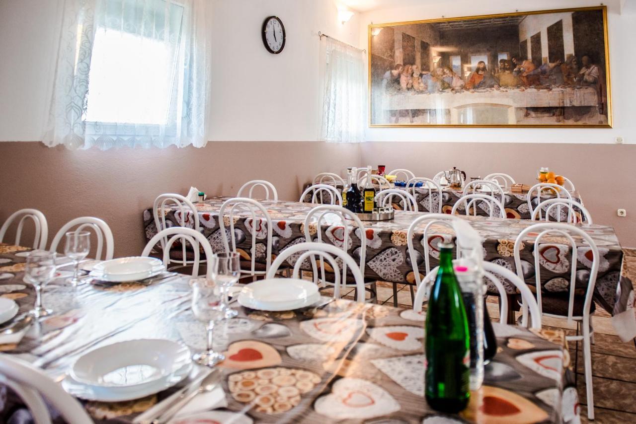 Ana Stjepan Nikolic - Pilgrim'S 2Nd Home Medjugorje Luaran gambar