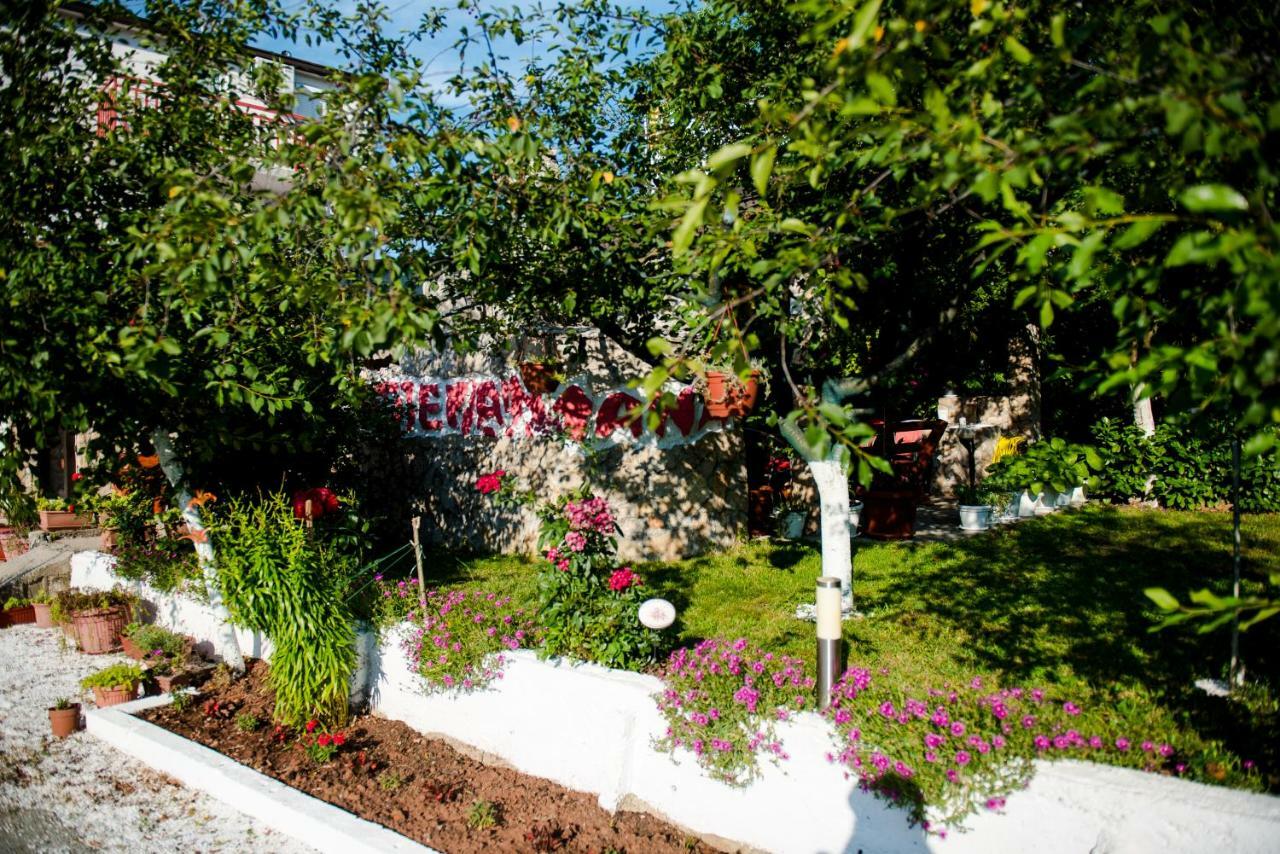 Ana Stjepan Nikolic - Pilgrim'S 2Nd Home Medjugorje Luaran gambar