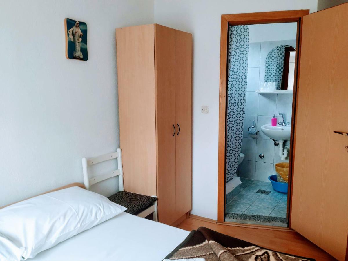 Ana Stjepan Nikolic - Pilgrim'S 2Nd Home Medjugorje Luaran gambar